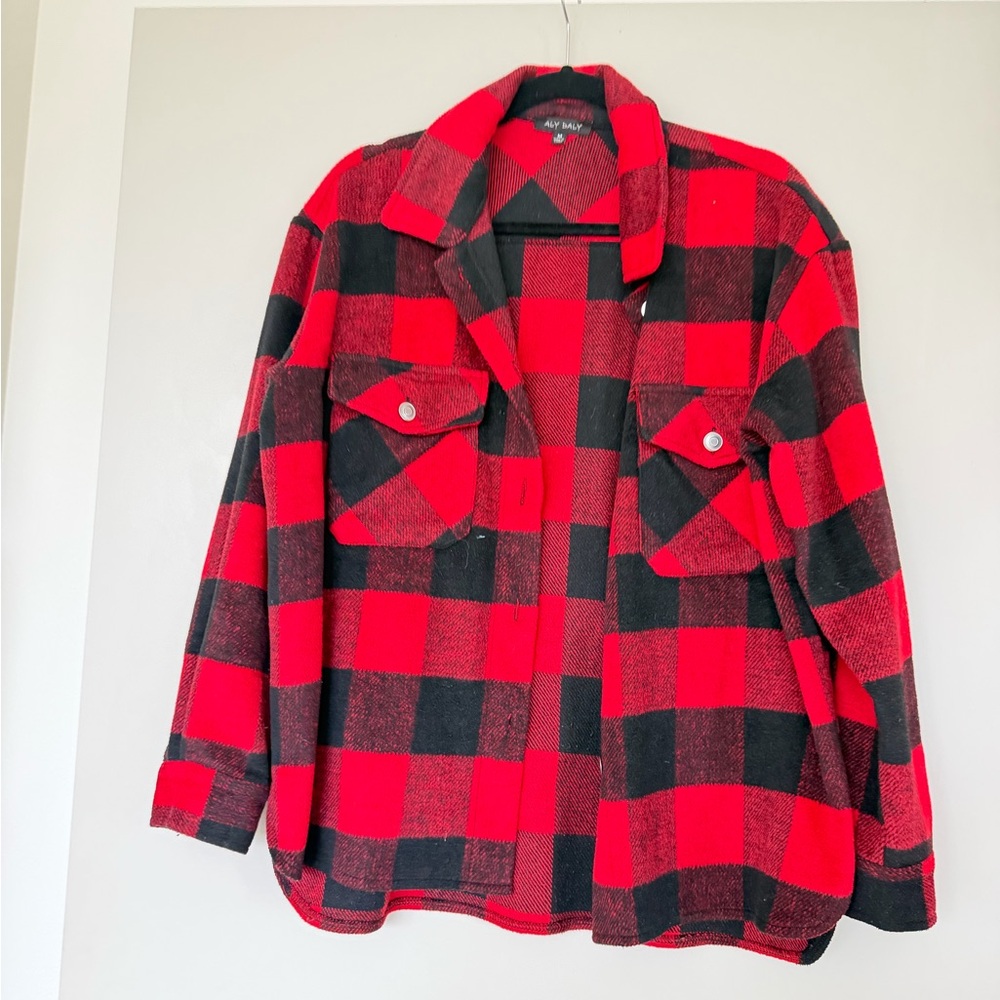 Red and Black Plaid Flannel Shirt/jacket